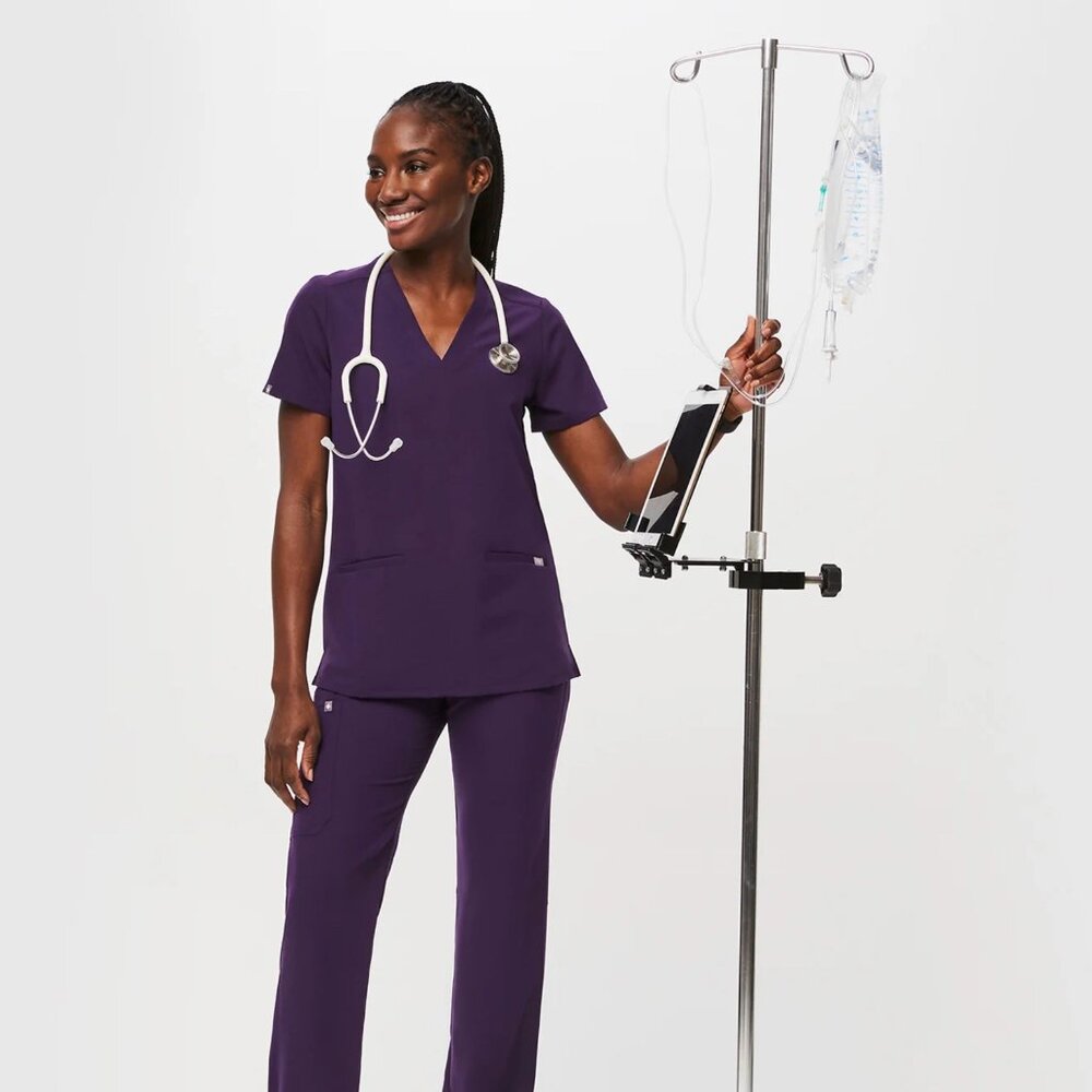 Figs Women's Purple Scrub Set